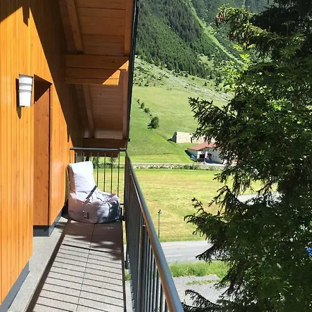 Nonas Bed & Breakfast 4*