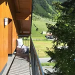 Nonas Bed and Breakfast 4*